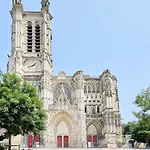 Le Petit Pithou - Equipe Au Coeur De La 5 Apartament