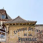 Le Petit Pithou - Equipe Au Coeur De La 5 Apartament