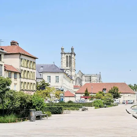 Appartement Le Pithou - Votre Pied A Terre Equipe En 5 Troyes